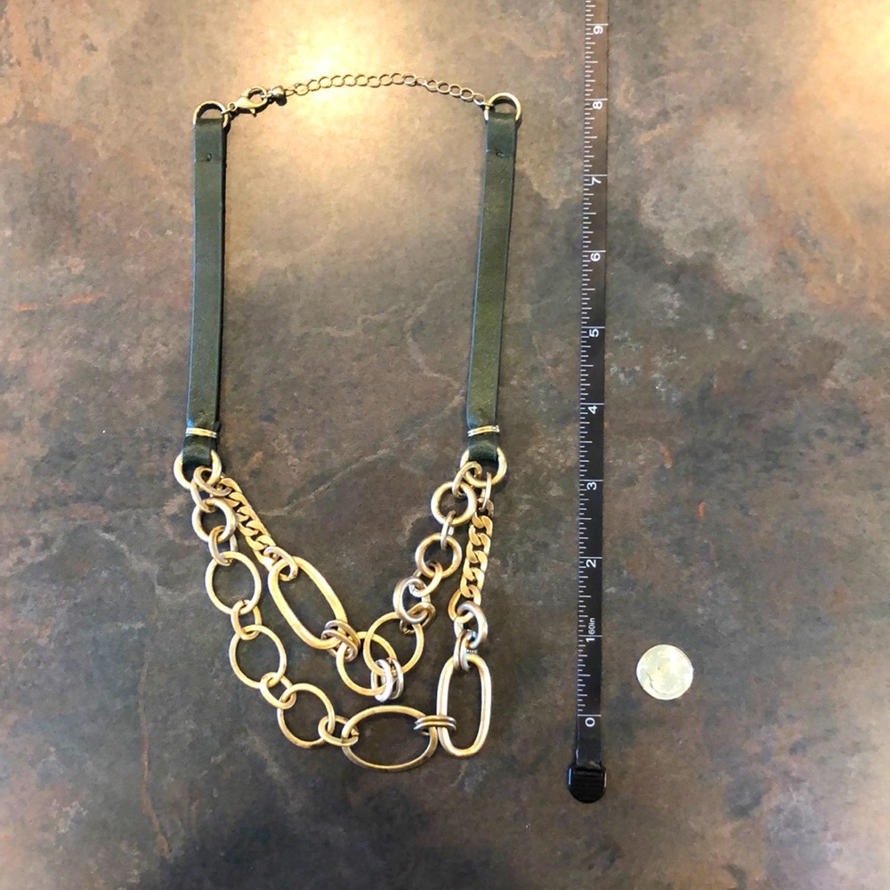 Woman’s necklace